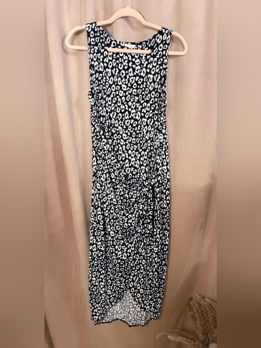 BEESON RIVER WRAP DRESS - Picture 4 of 8